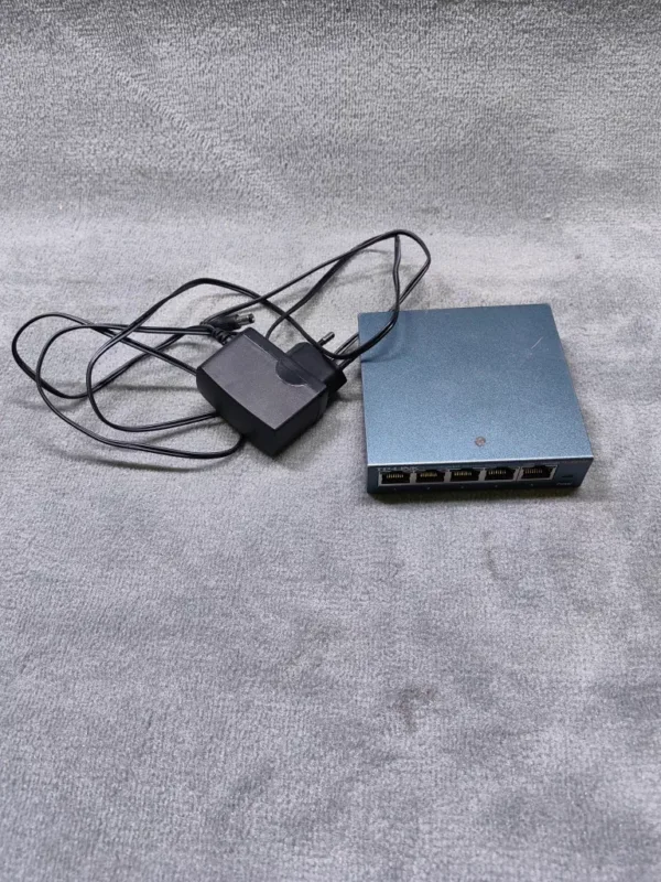 TP-Link TL-SG105 HUB (gebraucht)